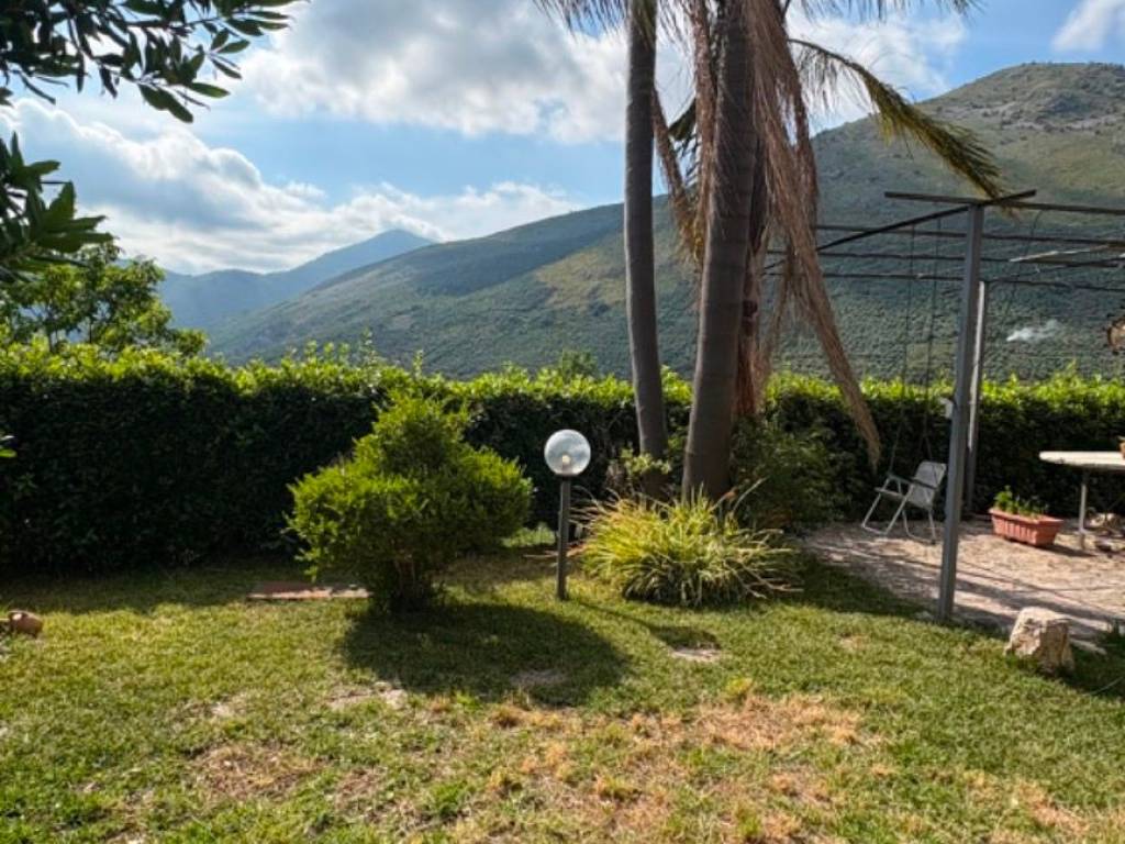 Villa a Fondi in Via Sagliutola - Foto 5