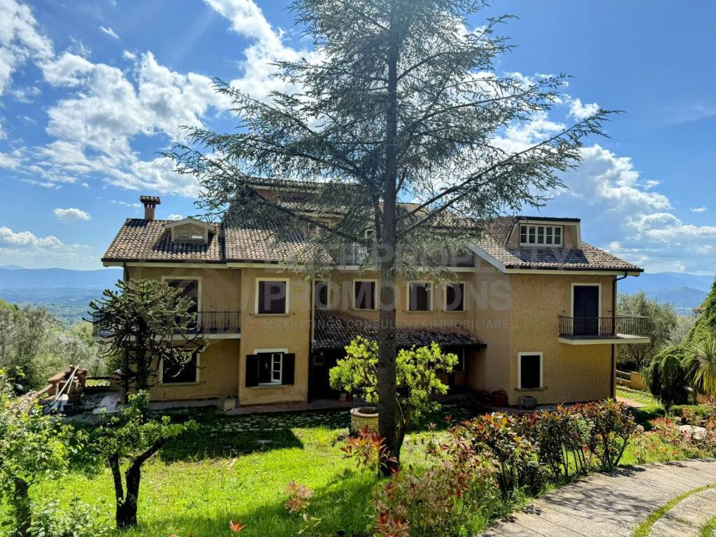 Villa a Veroli in Via Passeggiata San Giuseppe, 27 - Foto 2