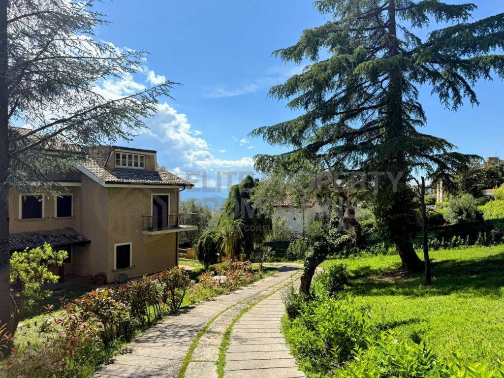 Villa a Veroli in Via Passeggiata San Giuseppe, 27 - Foto 5