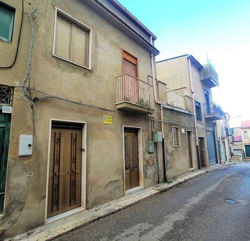 Casa indipendente a San cataldo in Via Catania 141 - Foto 3
