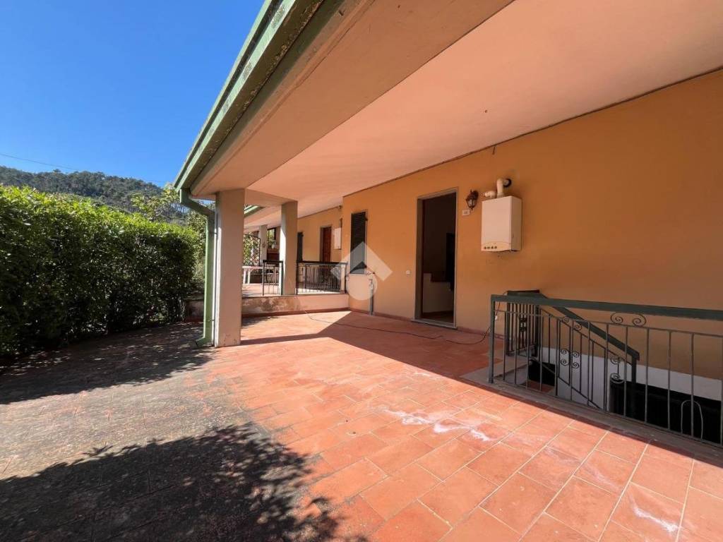 Casa indipendente a Ameglia in Via Fabbricotti, 48 - Foto 2