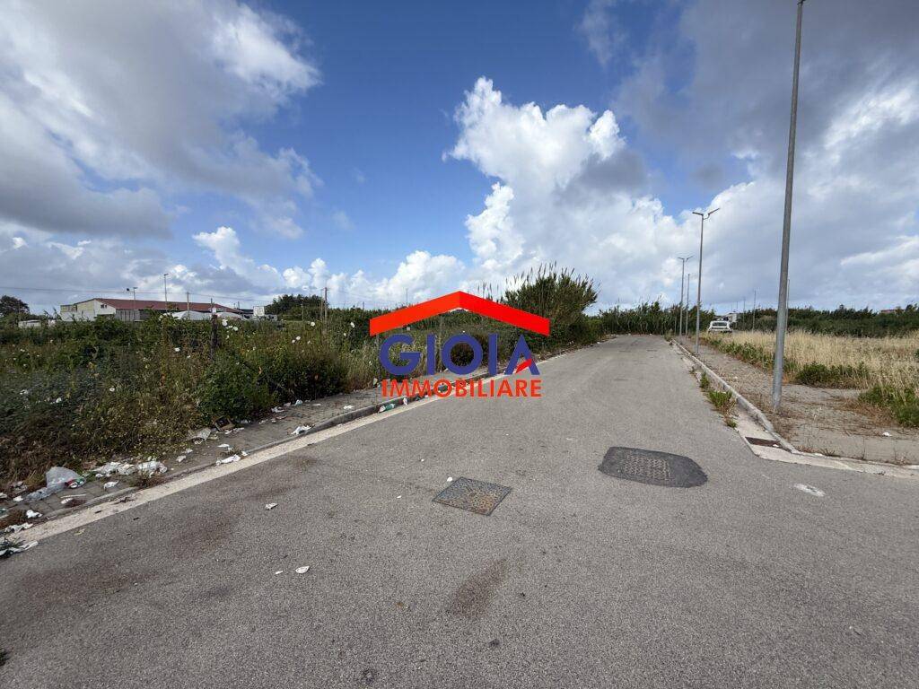 Terreno a Mondragone in Via Sandro Pertini - Foto 4