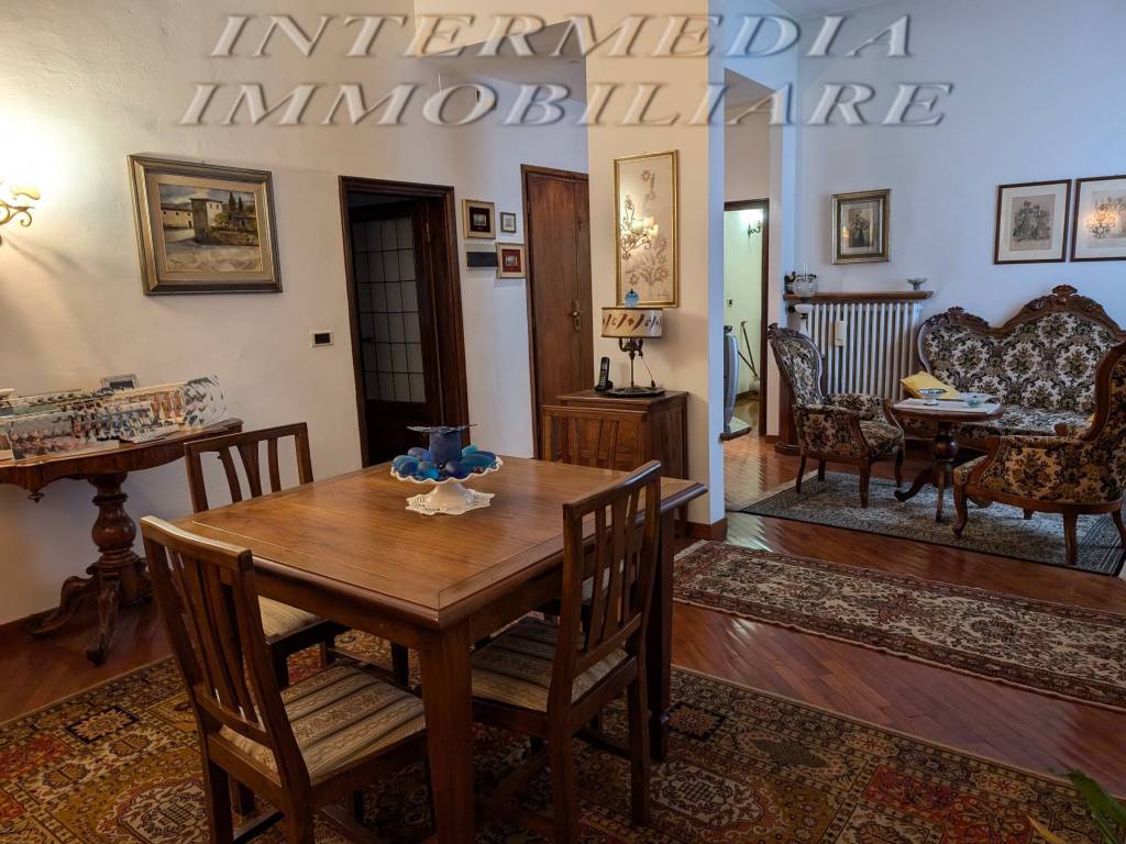 Appartamento a Montevarchi in Via Trento - Foto 5