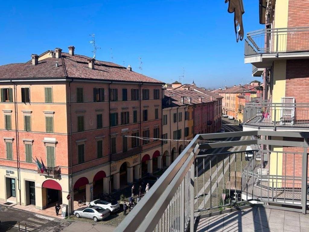 Appartamento a Correggio in Piazzale Giosuè Carducci, 3 - Foto 5