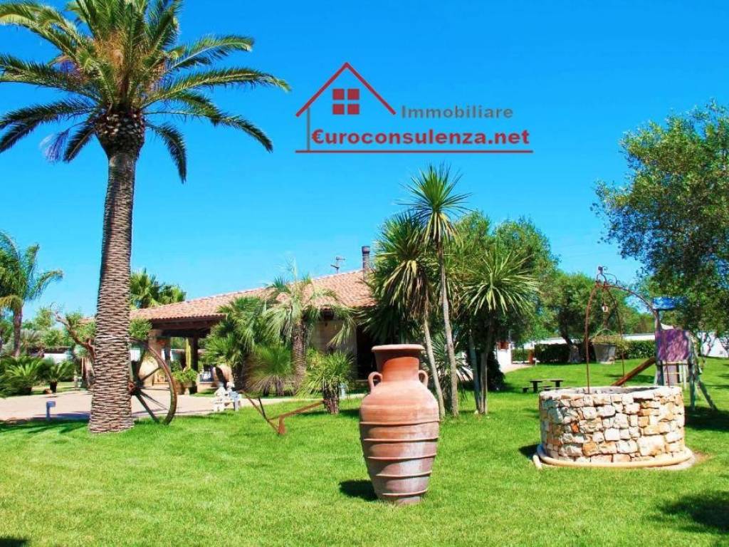 Villa a Presicce-acquarica in Strada Vicinale Conche - Foto 2