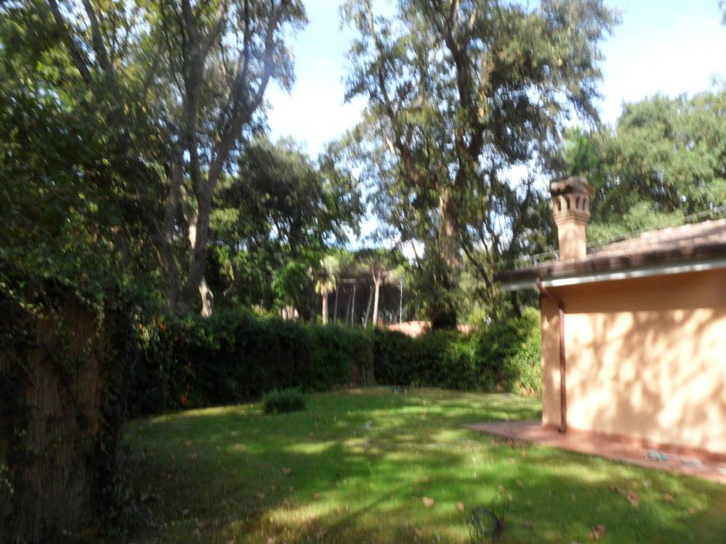 Villa a Sabaudia in Viale delle Rose - Foto 2