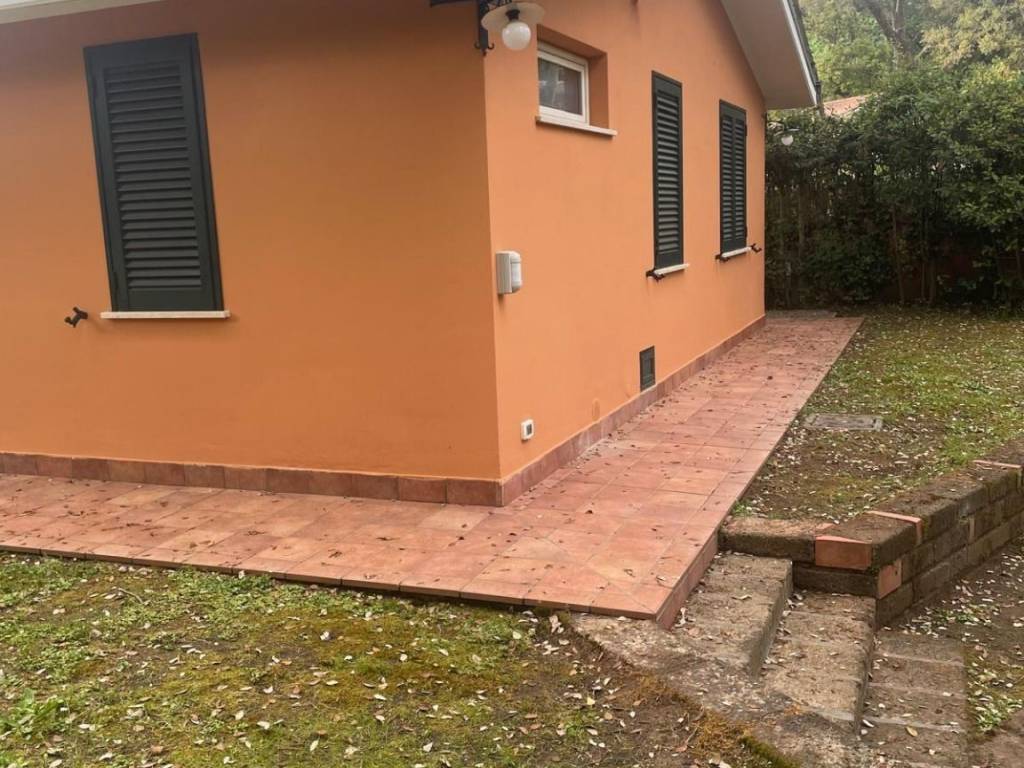 Villa a Sabaudia in Viale delle Rose - Foto 4