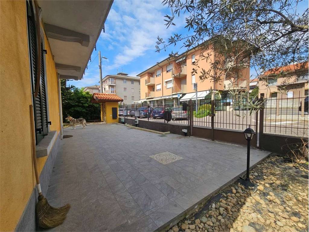 Villa a Appiano gentile in Via Mameli - Foto 2