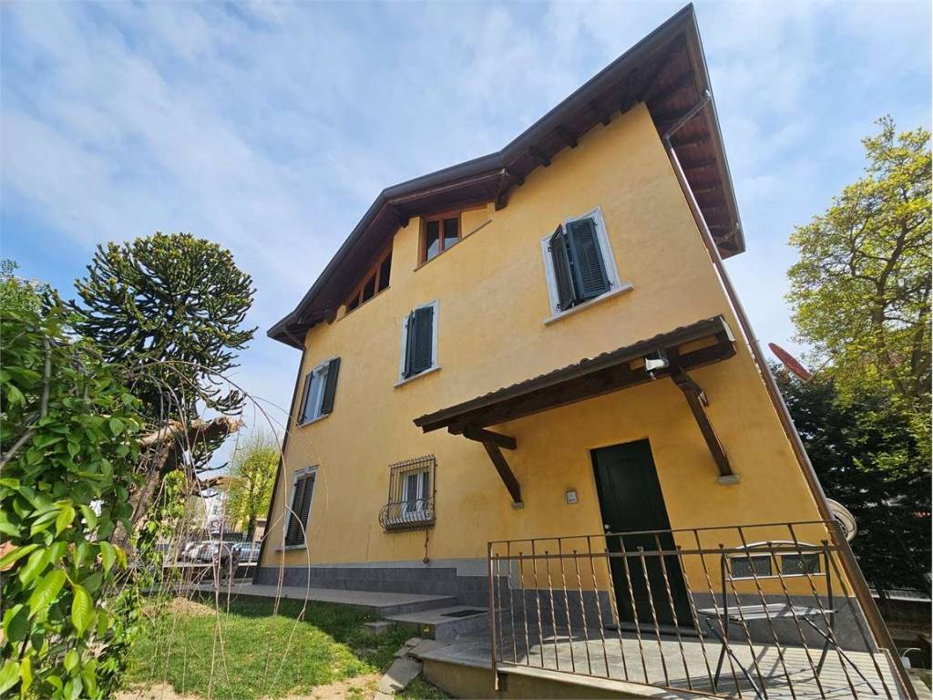 Villa a Appiano gentile in Via Mameli - Foto 5