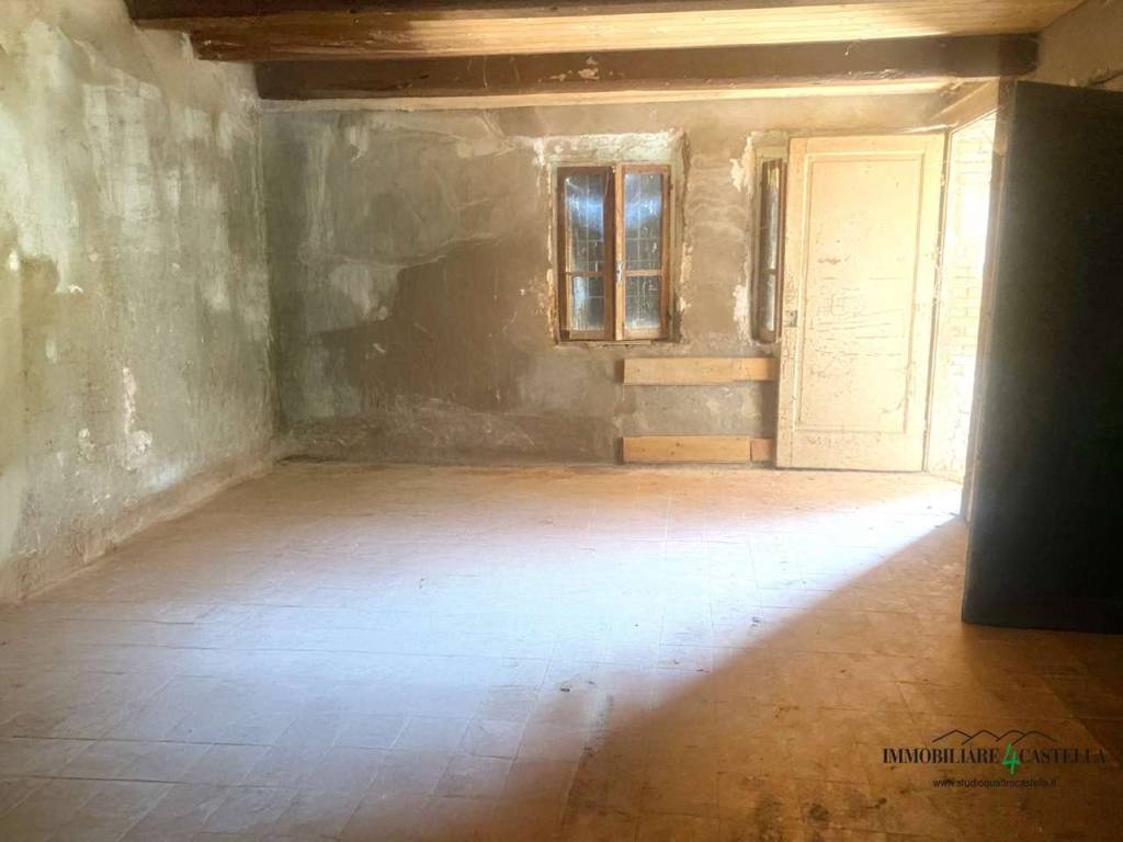 Casa indipendente a Quattro castella in via Fosse ardeatine snc - Foto 4