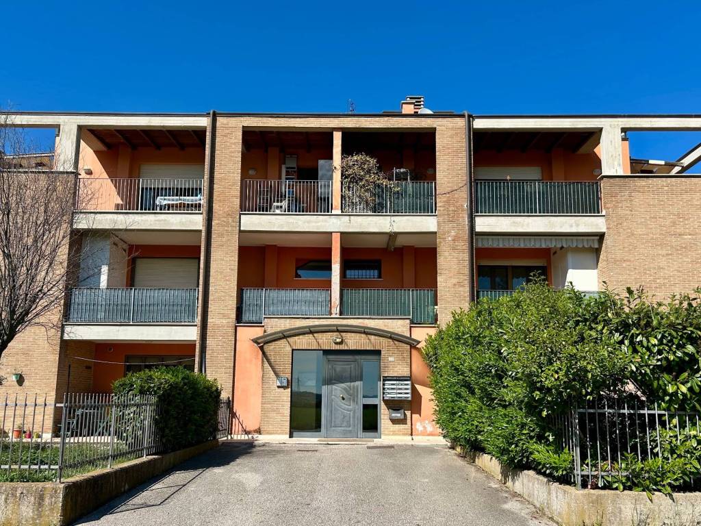 Appartamento a Deruta in Via degli Ortacci, 11 - Foto 2