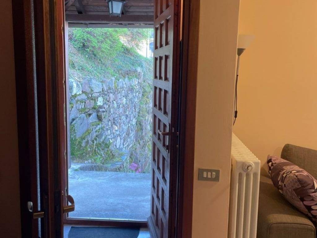 Appartamento a Cannobio in Via Cuserina, 5 - Foto 4