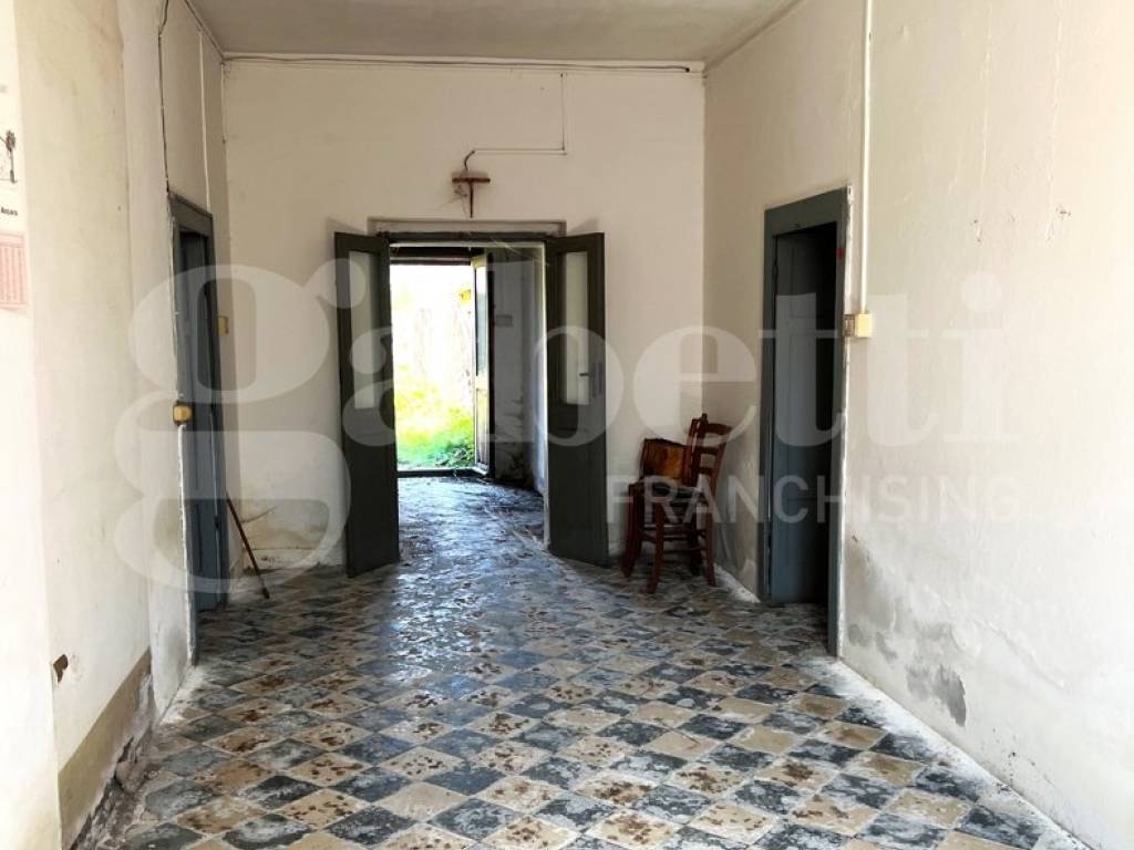 Casa indipendente a Oristano in Via Principe Umberto, 52 - Foto 2
