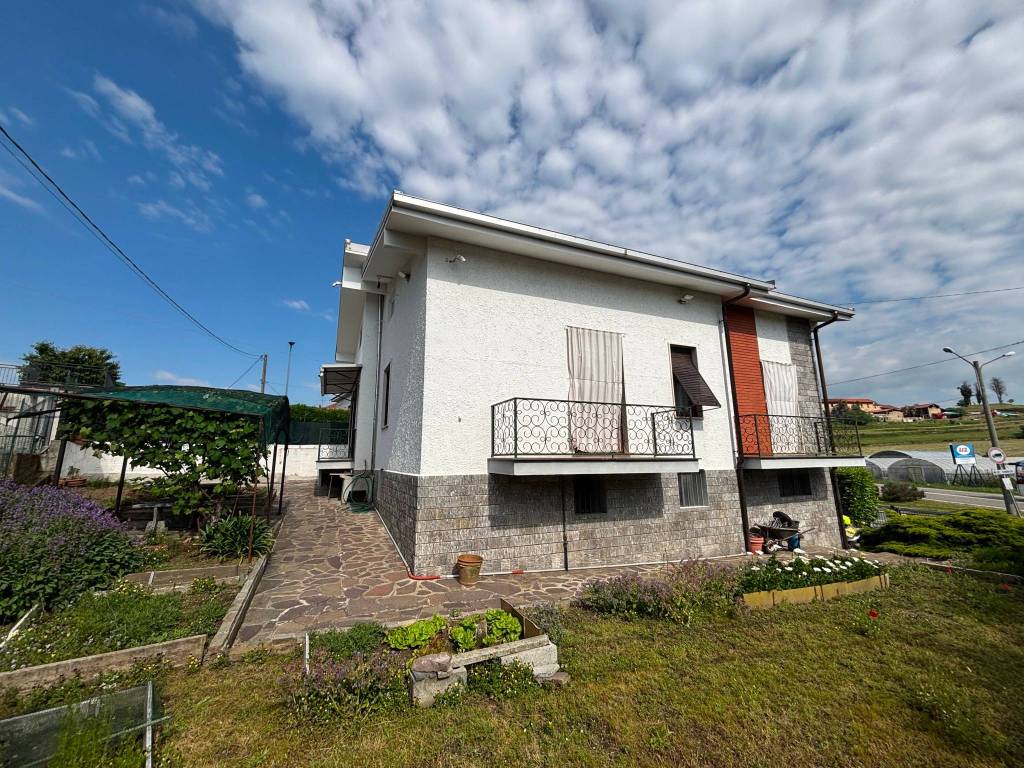 Villa a Cavaglià in Via Generale Pietro Giovanni Salino, 24 - Foto 5