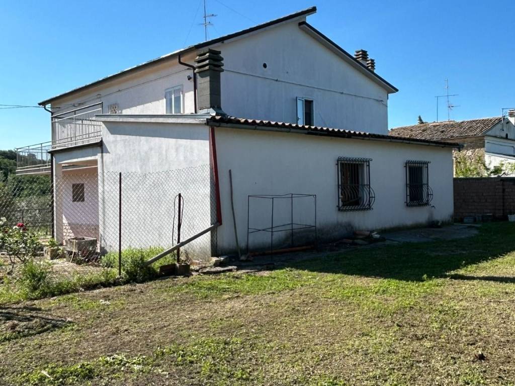 Villa a Larino in Contrada Monte Arcano, 43 - Foto 2