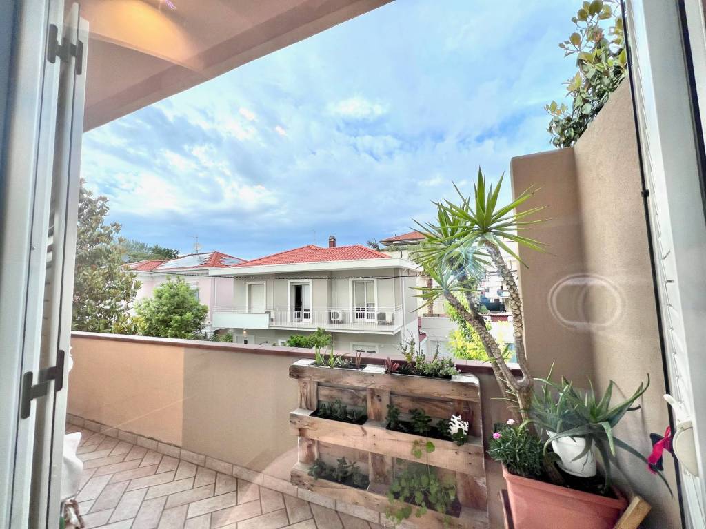 Appartamento a Riccione in Viale Luigi Carlo Farini, 4 - Foto 5