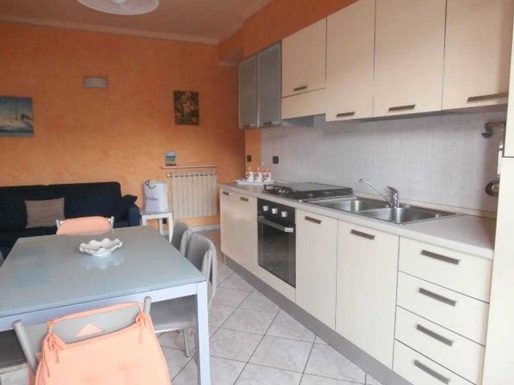 Appartamento a San bartolomeo al mare in Via Aurelia, 70 - Foto 4