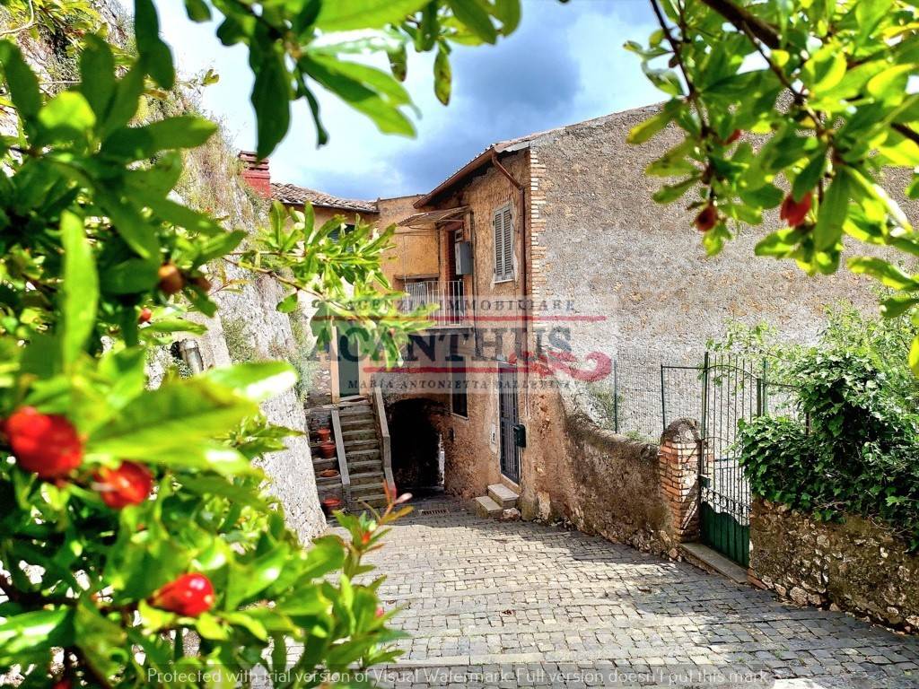 Appartamento a Cori in Via del Pozzo, 71 - Foto 2