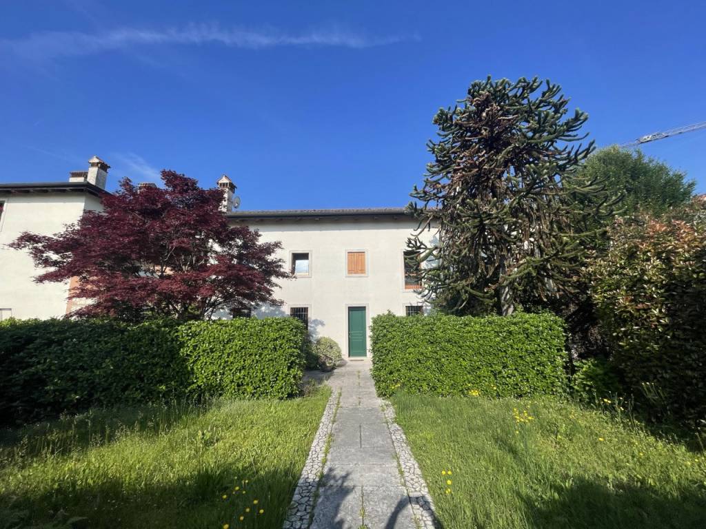 Casa indipendente a Vicenza in Strada di Bertesina - Foto 2