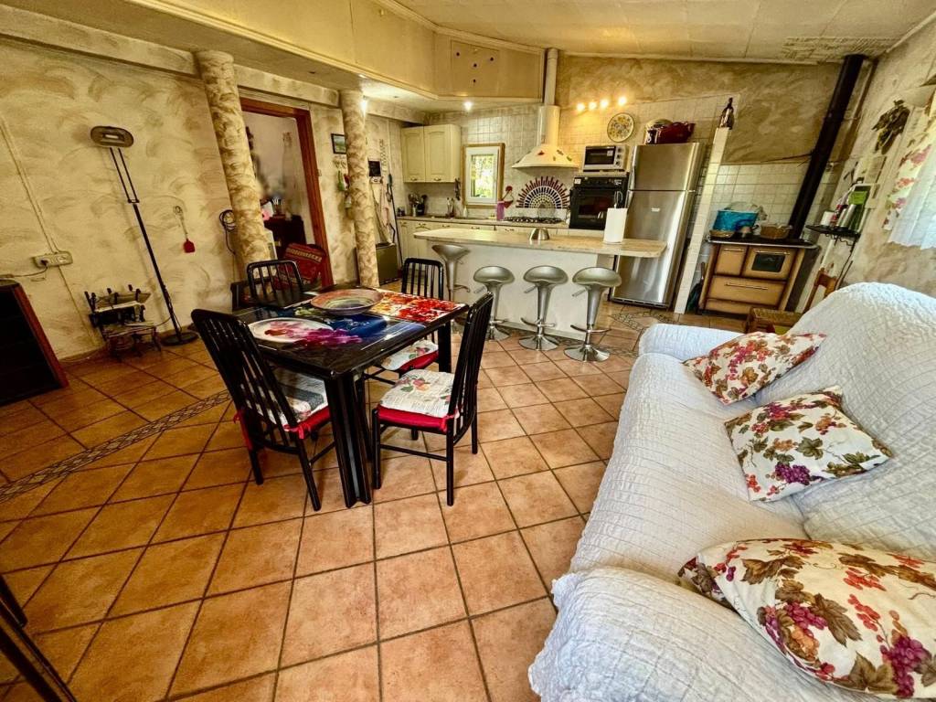 Villa a Aprilia in Via Miscano - Foto 5