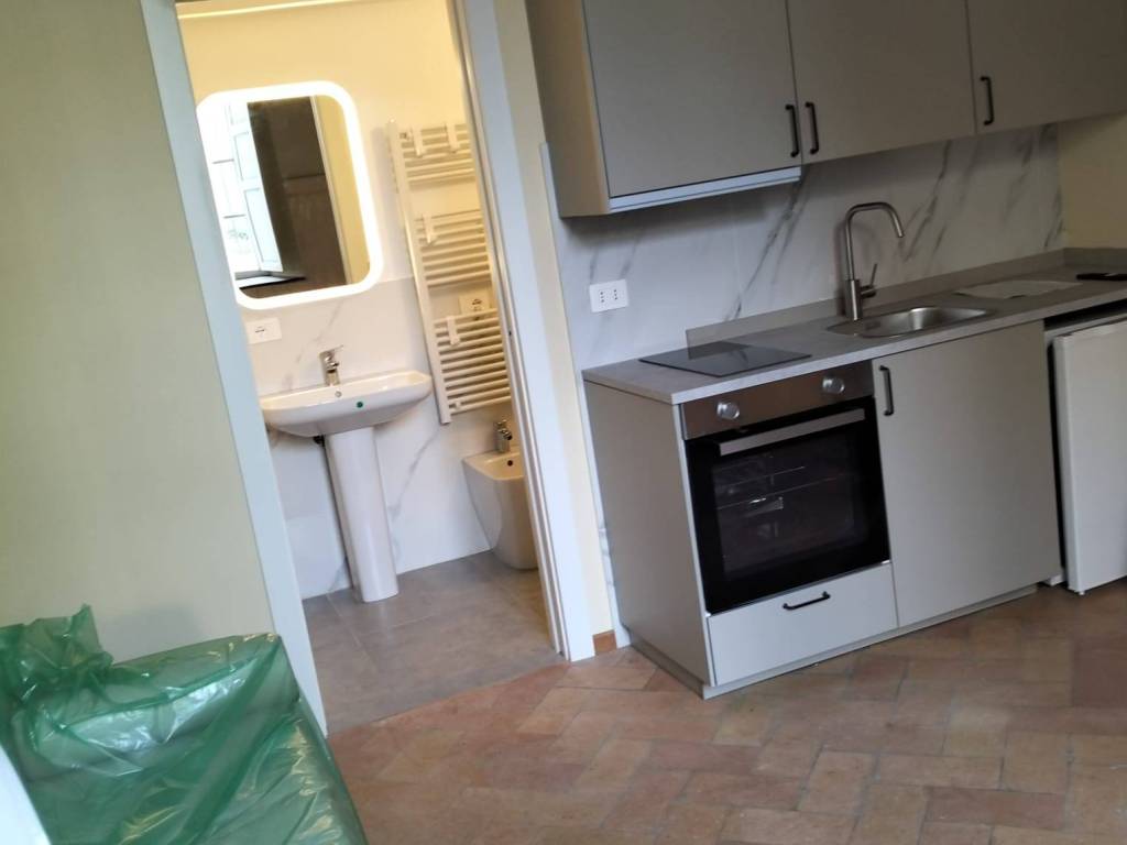 Appartamento a Parma in Strada Massimo d'Azeglio, 13 - Foto 2