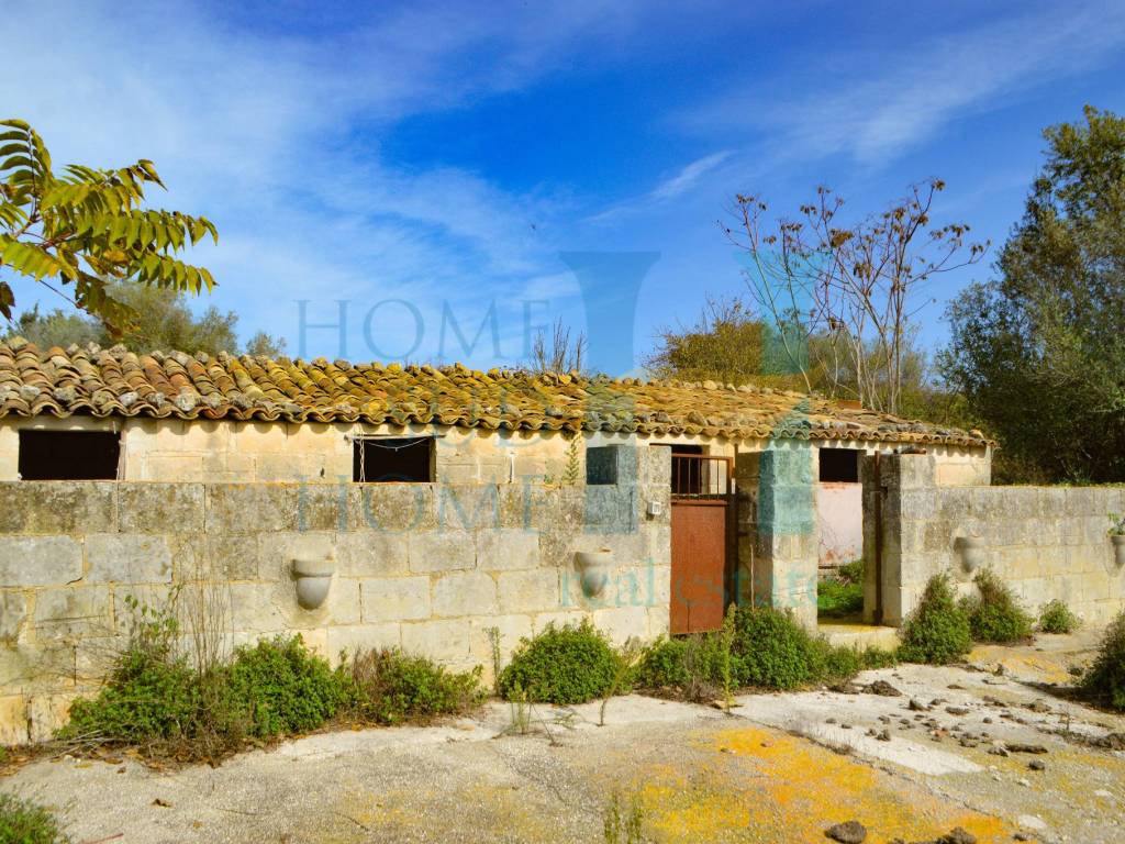 Rustico / casale a Noto in Via Tommaso Fazello, 228 - Foto 3