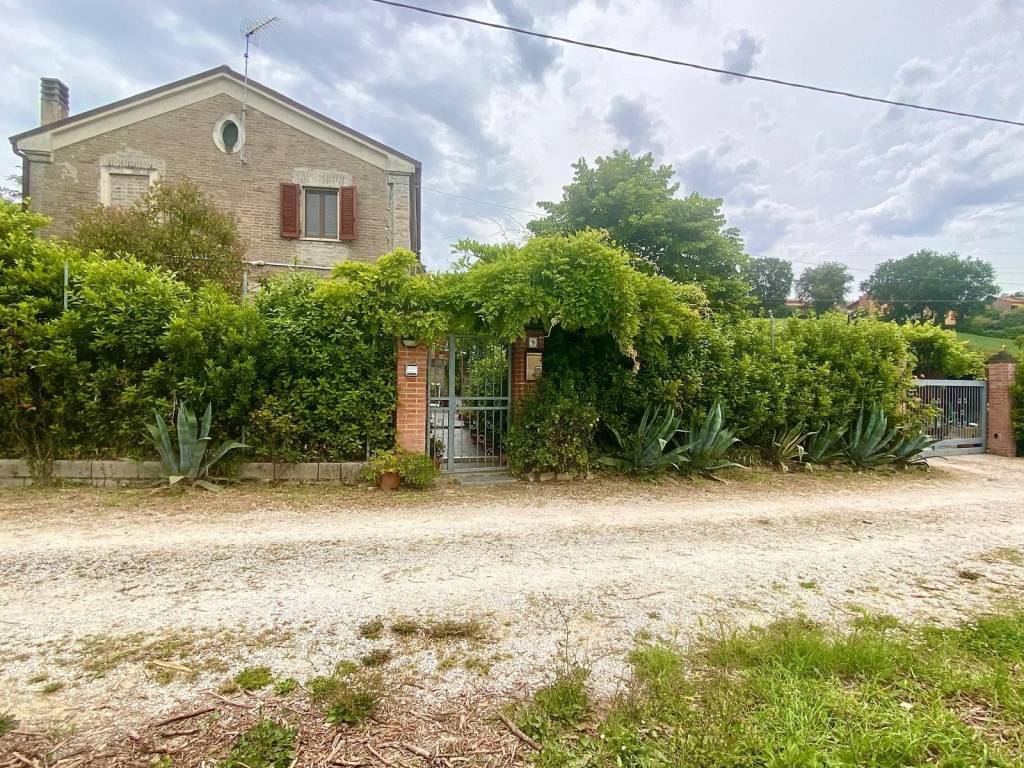 Appartamento a Agugliano in Via Quercettino, 10 - Foto 2