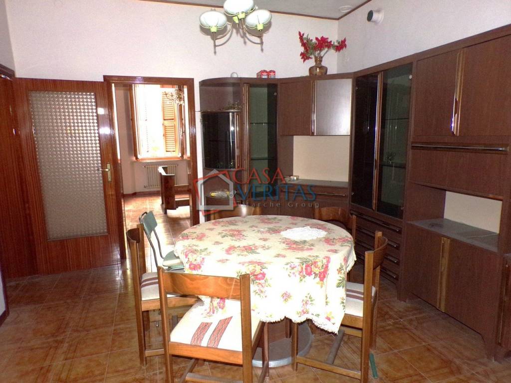Appartamento a Chiaravalle in Via Fratelli Bandiera, 9 - Foto 3