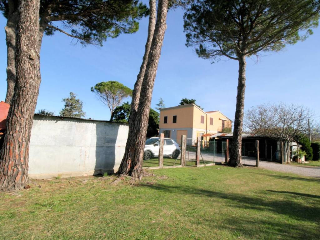 Appartamento a Roccastrada in strada provinciale dell'Ingegnere - Foto 4