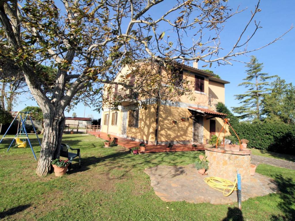 Appartamento a Roccastrada in strada provinciale dell'Ingegnere - Foto 5