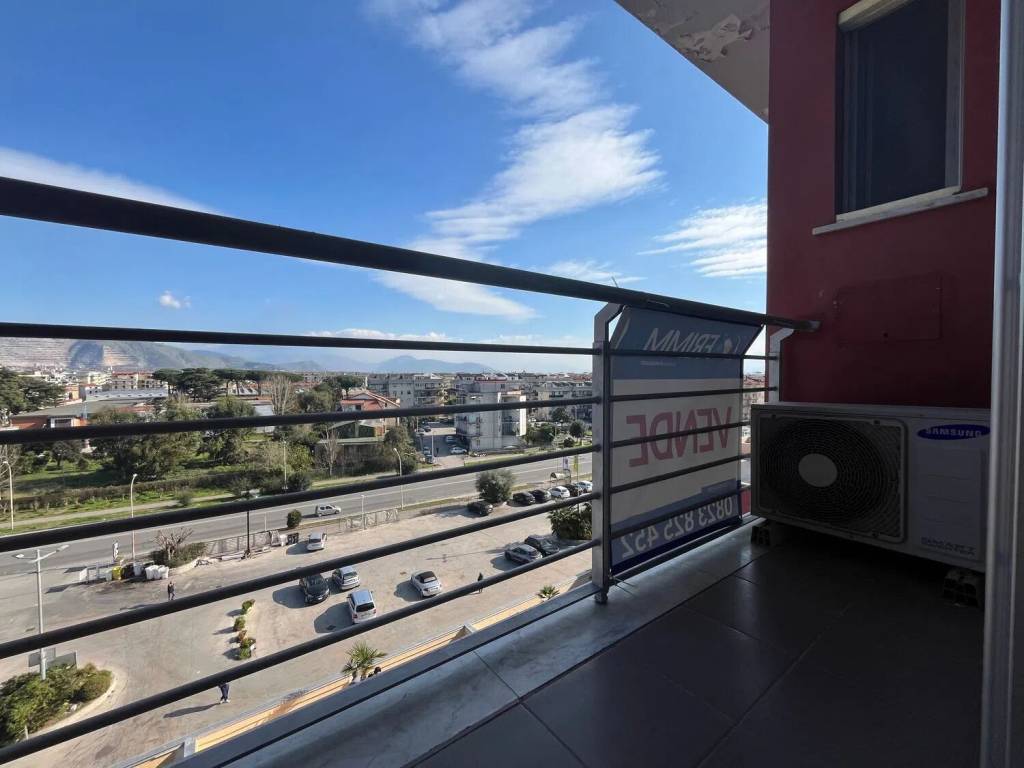 Immobile a San nicola la strada in Viale Carlo Iii S.N.C. - Foto 5