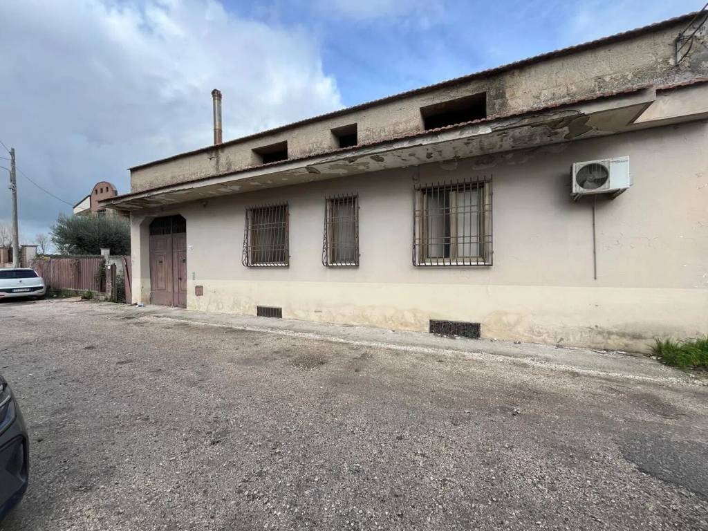 Villa a Marcianise in Via Carlo Poerio, 42526 - Foto 3