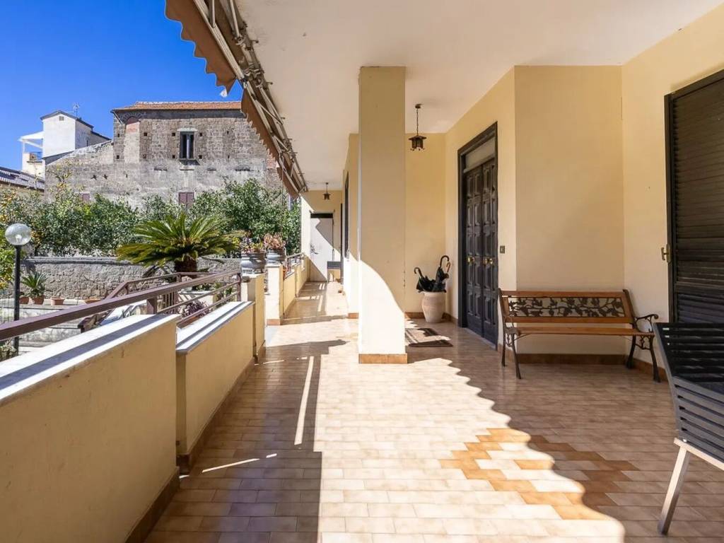 Villa a Caserta in Via Angelo Fusco, 12 - Foto 2