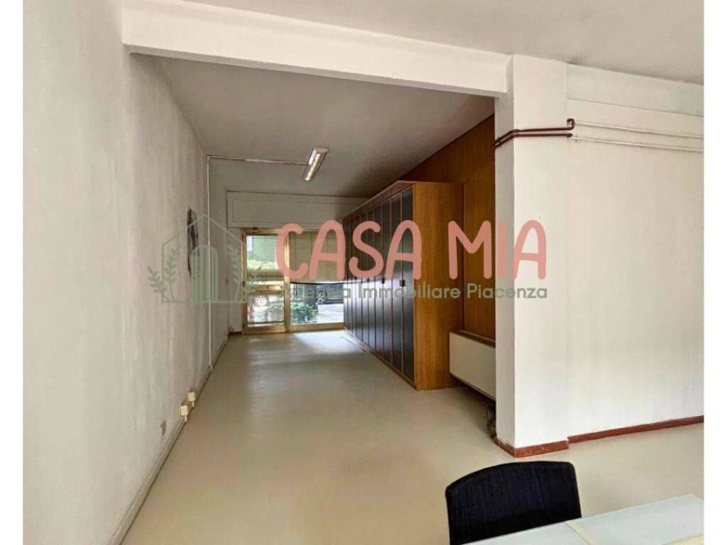 Appartamento a Piacenza in Via Vittorio Veneto - Foto 3