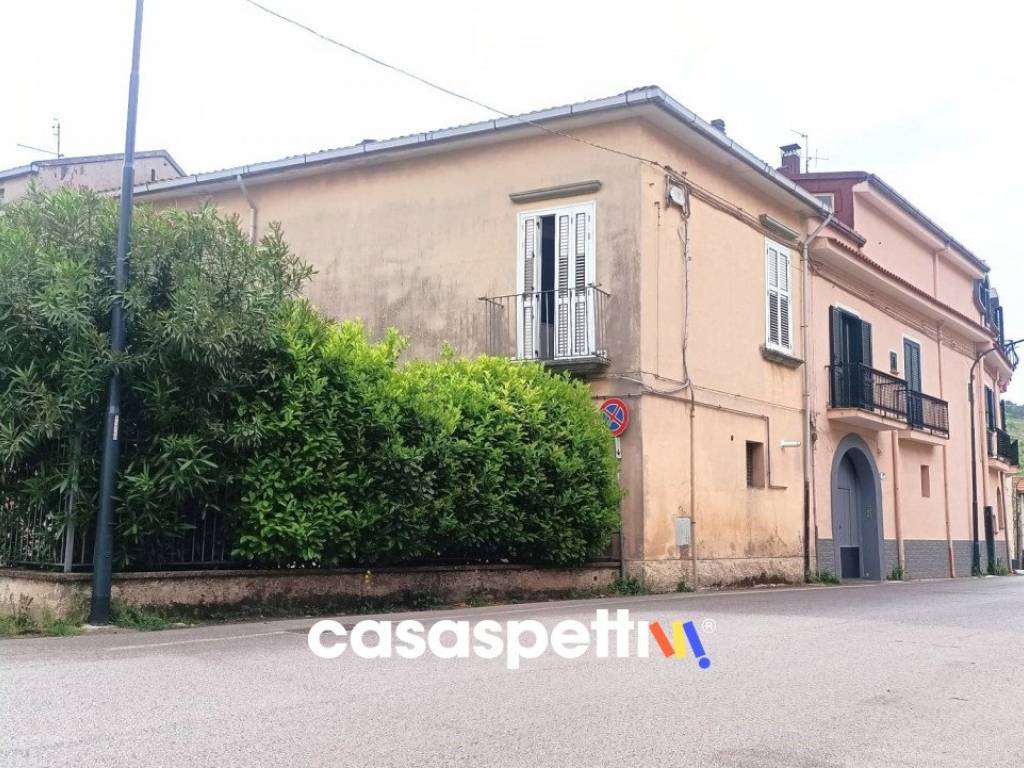Casa indipendente a Baronissi in Via Domenico Cirillo - Foto 2
