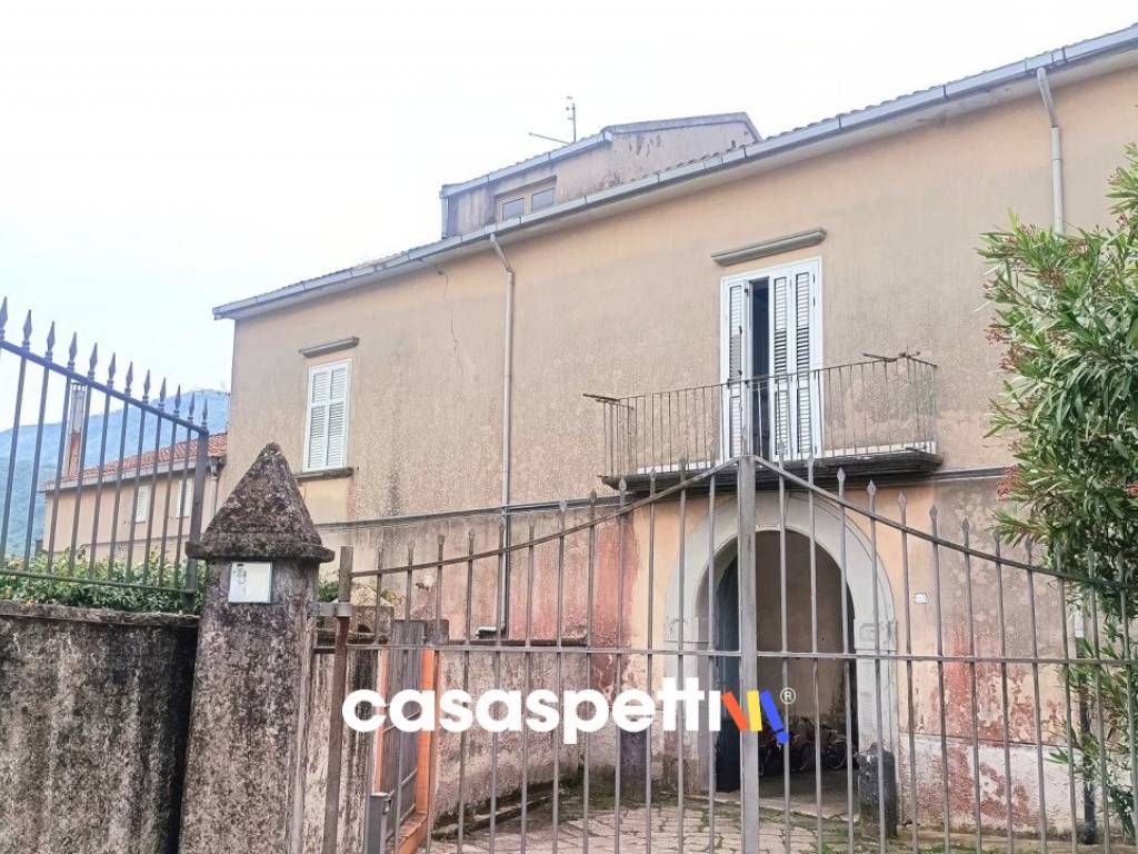 Casa indipendente a Baronissi in Via Domenico Cirillo - Foto 4