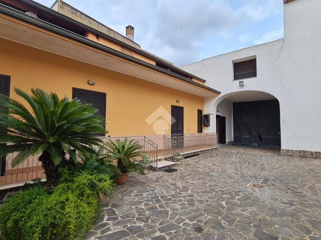 Casa indipendente a Casapulla in Via Armando Diaz, 12 - Foto 3