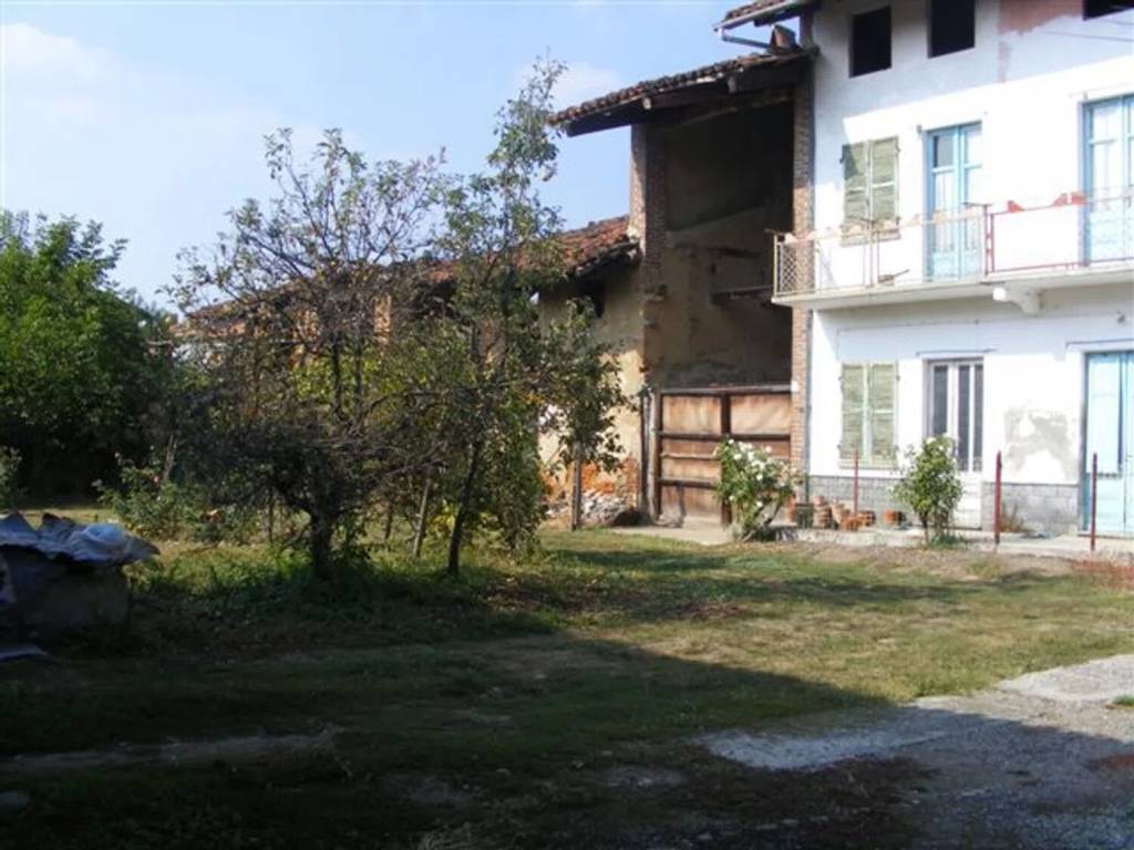 Villa a Alice castello in Via Circonvallazione, 4 - Foto 2