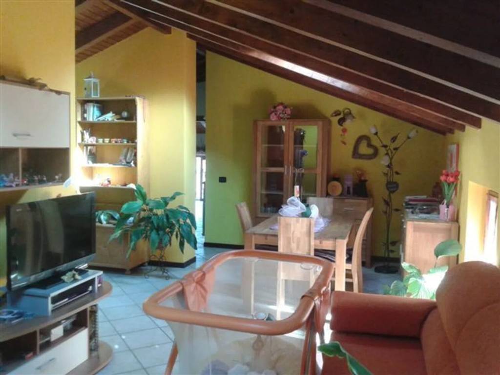 Appartamento a Dorzano in Via G. Leto, 2 - Foto 5