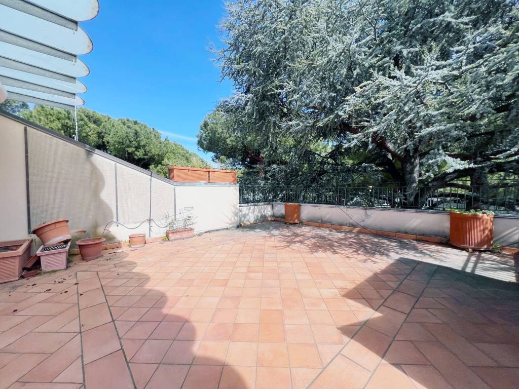 Appartamento a Riccione in Viale Aurelio Saffi - Foto 2