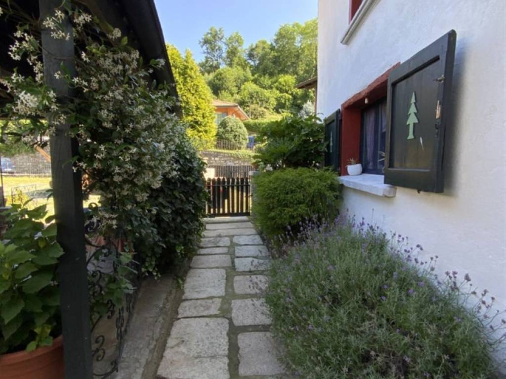 Casa indipendente a Gignese in Via Circonvallazione - Foto 3