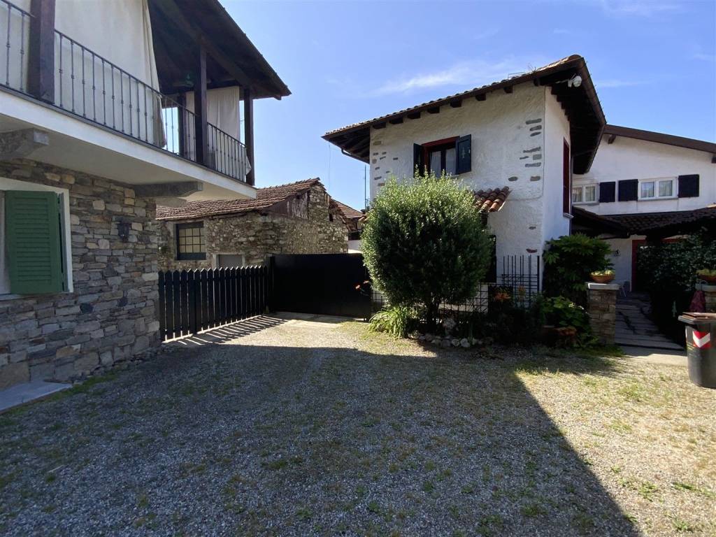 Casa indipendente a Gignese in Via Circonvallazione - Foto 4