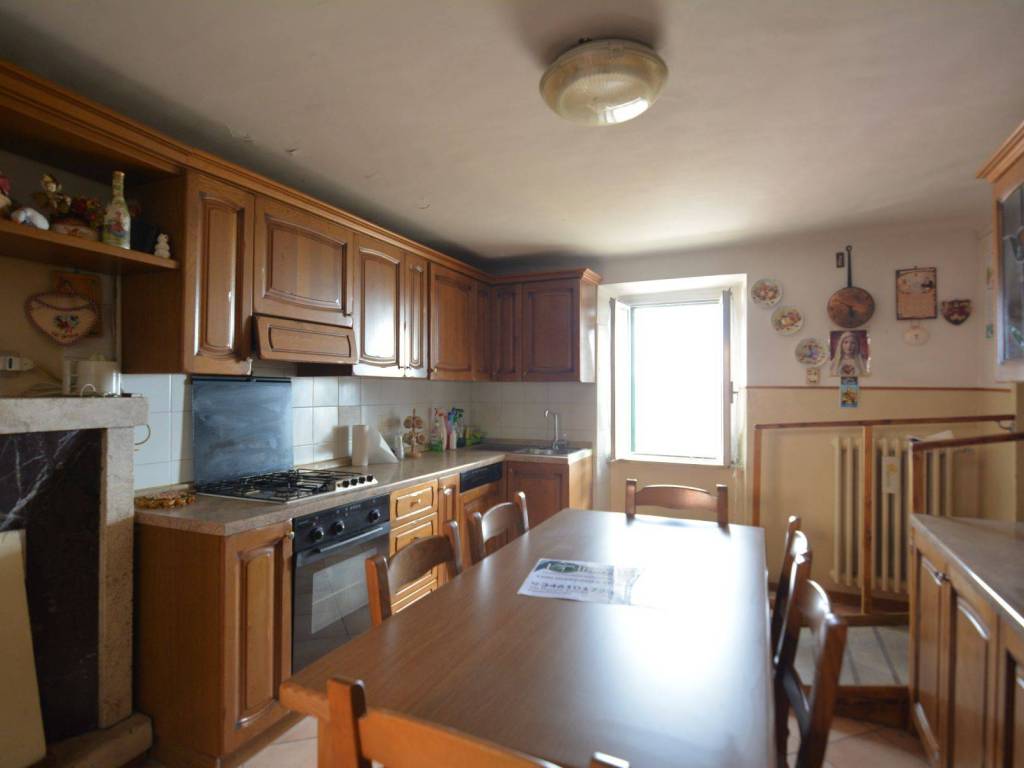 Casa indipendente a Castelfidardo in Via Mario Angeloni - Foto 2