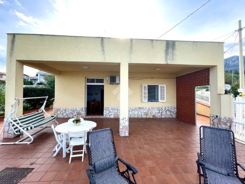 Villa a Castellammare del golfo in Via Plaja - Foto 4