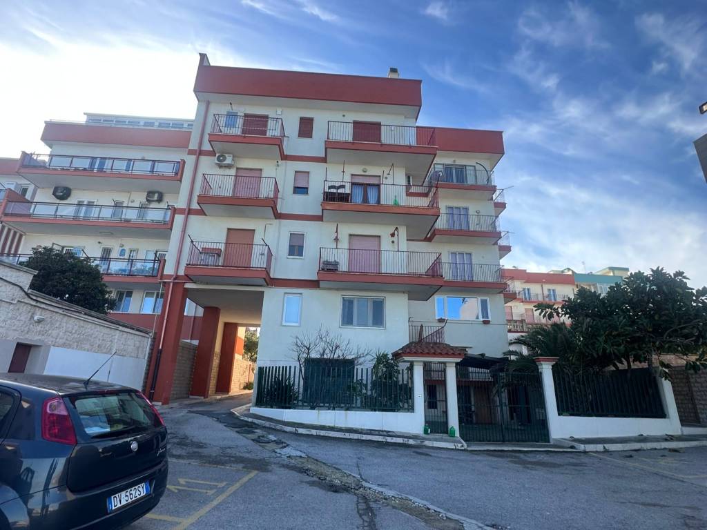 Appartamento a Bisceglie in Via Prussiano, 21 - Foto 2