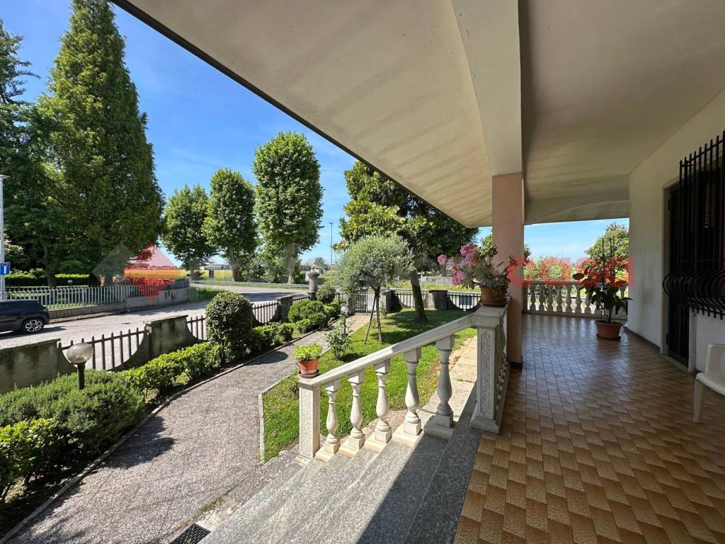 Villa a Legnago in Via Giacomo Matteotti, 32 - Foto 2