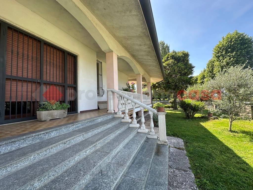 Villa a Legnago in Via Giacomo Matteotti, 32 - Foto 3