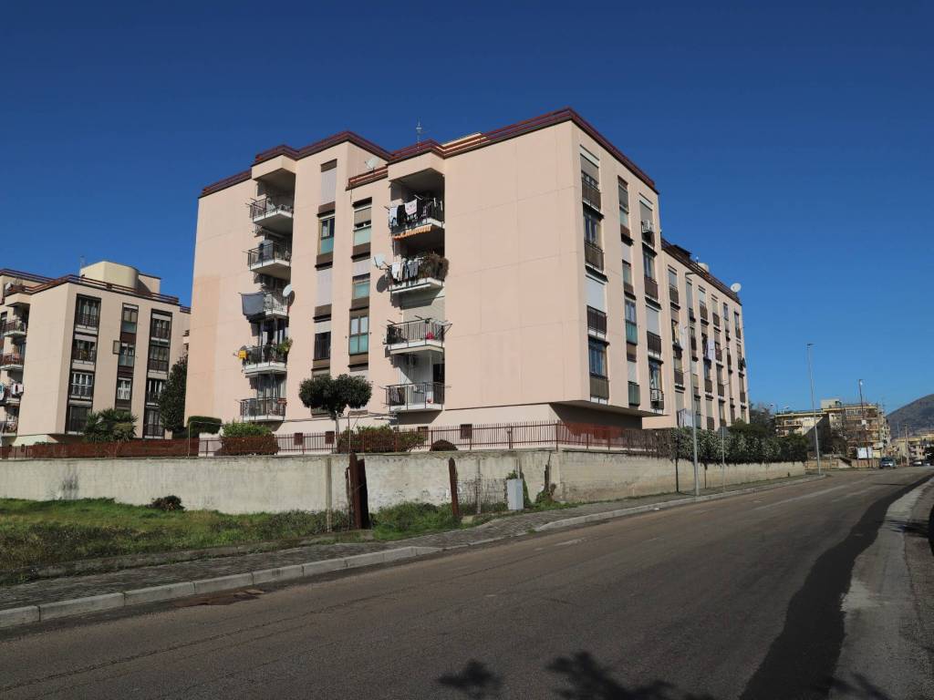 Appartamento a Maddaloni in Via Pio La Torre, 18 - Foto 3
