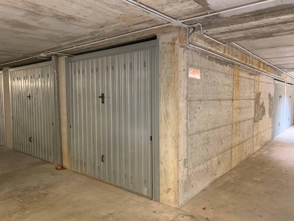 Box / garage a Vigevano in Via Stresa Luigi Stropeni - Foto 2