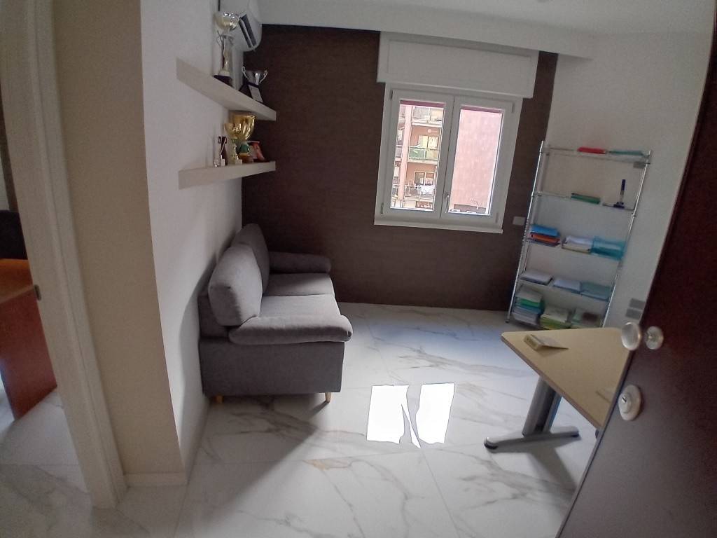 Appartamento a Cosenza in Piazza Europa, 14 - Foto 3